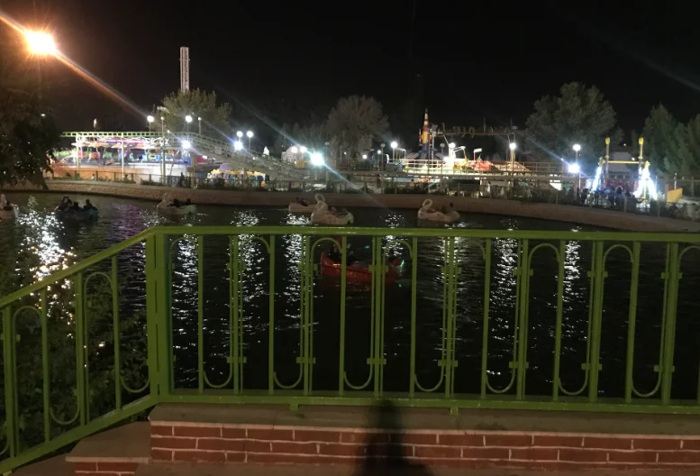 تصویر جلد آگهی